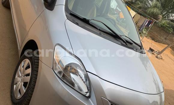 Ra Imported Toyota Belta Silver Ọkọ̀ in Accra ni Greater Accra Ra Imported Toyota Belta Silver Ọkọ̀ in Accra ni Greater Accra