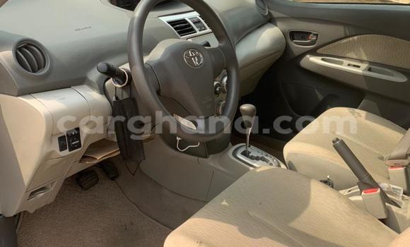 Ra Imported Toyota Belta Silver Ọkọ̀ in Accra ni Greater Accra Ra Imported Toyota Belta Silver Ọkọ̀ in Accra ni Greater Accra