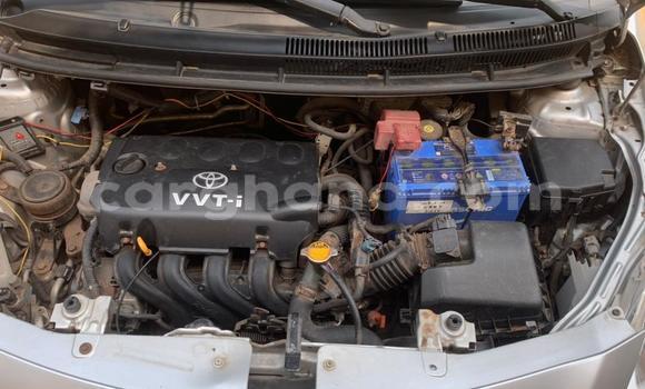 Ra Imported Toyota Belta Silver Ọkọ̀ in Accra ni Greater Accra Ra Imported Toyota Belta Silver Ọkọ̀ in Accra ni Greater Accra