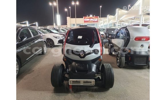 Ra Imported Renault Twizy Red Ọkọ̀ in Import - Dubai ni Ashanti Ra Imported Renault Twizy Red Ọkọ̀ in Import - Dubai ni Ashanti