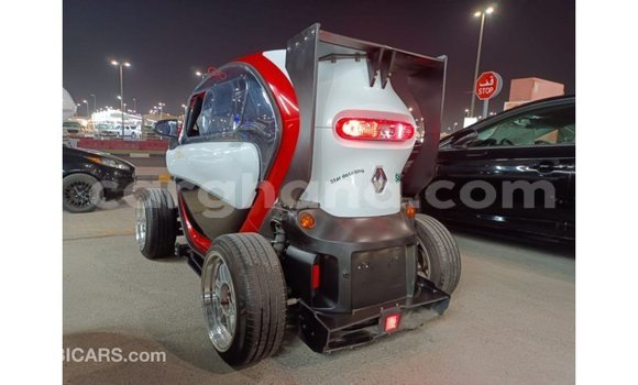 Ra Imported Renault Twizy Red Ọkọ̀ in Import - Dubai ni Ashanti Ra Imported Renault Twizy Red Ọkọ̀ in Import - Dubai ni Ashanti