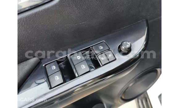 Buy Import Toyota Hilux White Car in Import - Dubai in Ashanti Buy Import Toyota Hilux White Car in Import - Dubai in Ashanti