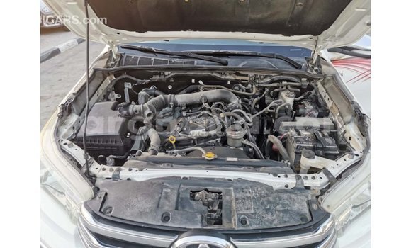 Buy Import Toyota Hilux White Car in Import - Dubai in Ashanti Buy Import Toyota Hilux White Car in Import - Dubai in Ashanti