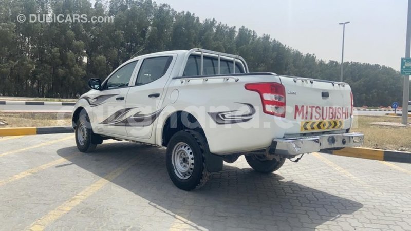 Big with watermark mitsubishi l200 ashanti import dubai 42078