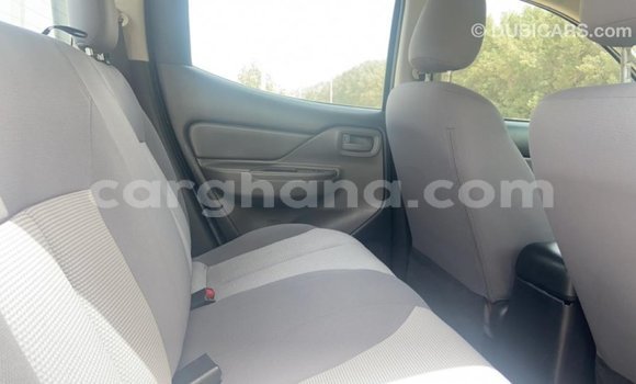 Ra Imported Mitsubishi L200 funfun Ọkọ̀ in Import - Dubai ni Ashanti Ra Imported Mitsubishi L200 funfun Ọkọ̀ in Import - Dubai ni Ashanti