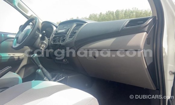 Ra Imported Mitsubishi L200 funfun Ọkọ̀ in Import - Dubai ni Ashanti Ra Imported Mitsubishi L200 funfun Ọkọ̀ in Import - Dubai ni Ashanti