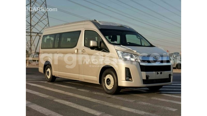 Big with watermark toyota hiace ashanti import dubai 42080