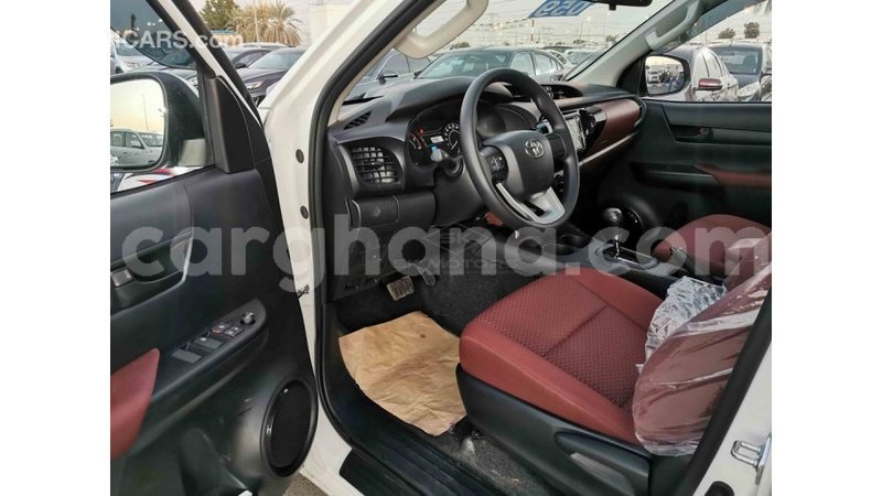 Big with watermark toyota hilux ashanti import dubai 42081