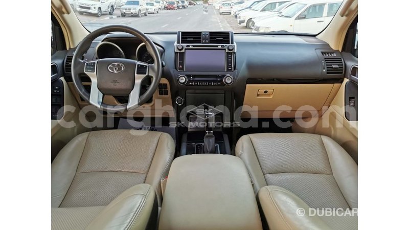 Big with watermark toyota land cruiser ashanti import dubai 42085