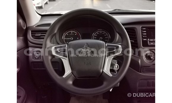 Buy Import Mitsubishi L200 White Car in Import - Dubai in Ashanti Buy Import Mitsubishi L200 White Car in Import - Dubai in Ashanti