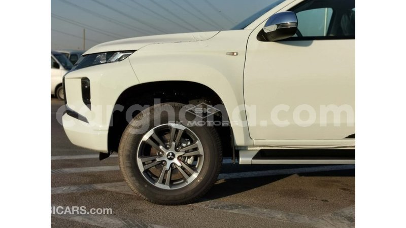 Big with watermark mitsubishi l200 ashanti import dubai 42093