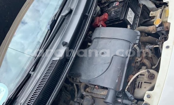 Ra Àlòkù Toyota Yaris funfun Ọkọ̀ in Sekondi–Takoradi Metropolitan ni Oorun Ra Àlòkù Toyota Yaris funfun Ọkọ̀ in Sekondi–Takoradi Metropolitan ni Oorun