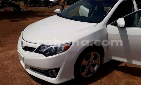 Buy Used Toyota Camry White Car in Accra in Greater Accra Buy Used Toyota Camry White Car in Accra in Greater Accra