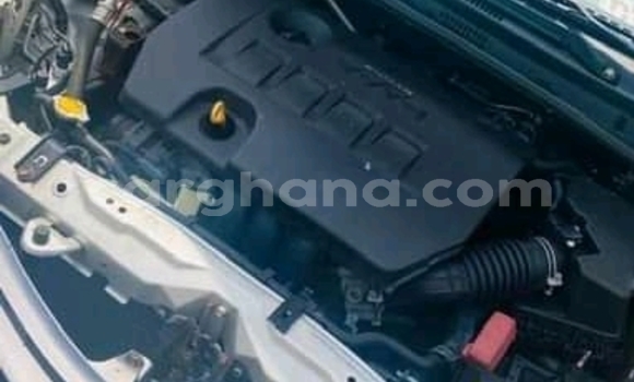 Sayi Na hannu Toyota Corolla Azurfa Mota in Accra a Greater Accra Sayi Na hannu Toyota Corolla Azurfa Mota in Accra a Greater Accra