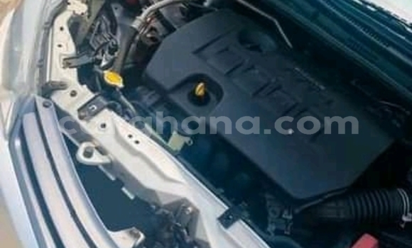 Sayi Na hannu Toyota Corolla Azurfa Mota in Accra a Greater Accra Sayi Na hannu Toyota Corolla Azurfa Mota in Accra a Greater Accra