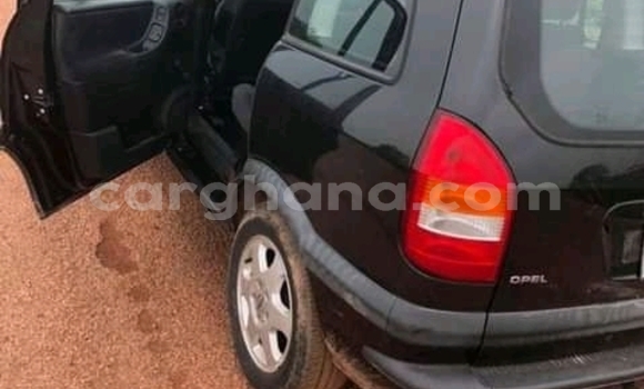 Sayi Na hannu Opel Zafira Black Mota in Accra a Greater Accra Sayi Na hannu Opel Zafira Black Mota in Accra a Greater Accra