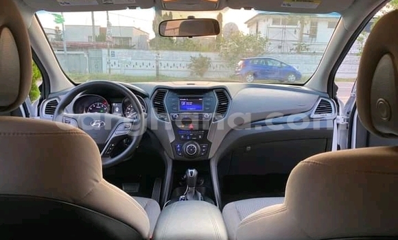 Buy Used Hyundai Santa Fe Other Car in Accra in Greater Accra Buy Used Hyundai Santa Fe Other Car in Accra in Greater Accra
