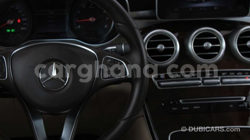 Big with watermark mercedes benz a200 ashanti import dubai 42133