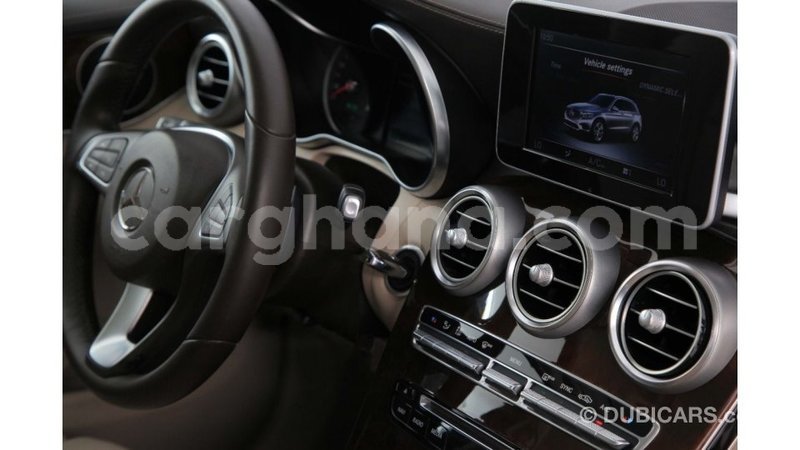 Big with watermark mercedes benz a200 ashanti import dubai 42133