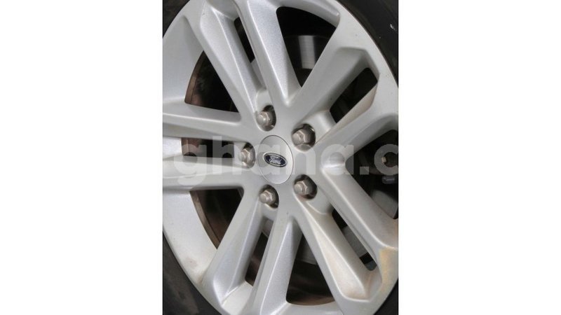 Big with watermark ford explorer ashanti import dubai 42145