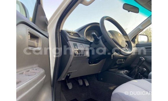 Ra Imported Mitsubishi L200 funfun Ọkọ̀ in Import - Dubai ni Ashanti Ra Imported Mitsubishi L200 funfun Ọkọ̀ in Import - Dubai ni Ashanti