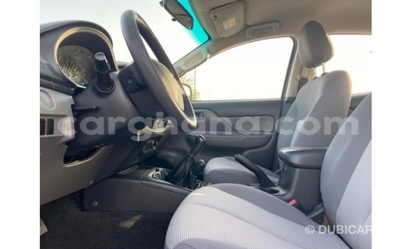 Ra Imported Mitsubishi L200 funfun Ọkọ̀ in Import - Dubai ni Ashanti Ra Imported Mitsubishi L200 funfun Ọkọ̀ in Import - Dubai ni Ashanti