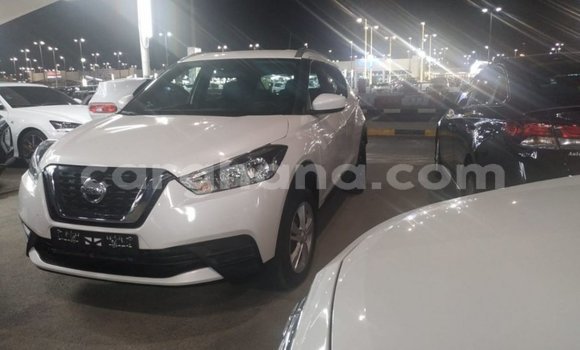 Buy Import Nissan Evalia White Truck in Import - Dubai in Ashanti Buy Import Nissan Evalia White Truck in Import - Dubai in Ashanti
