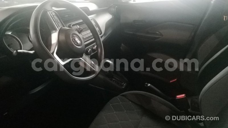 Big with watermark nissan evalia ashanti import dubai 42147