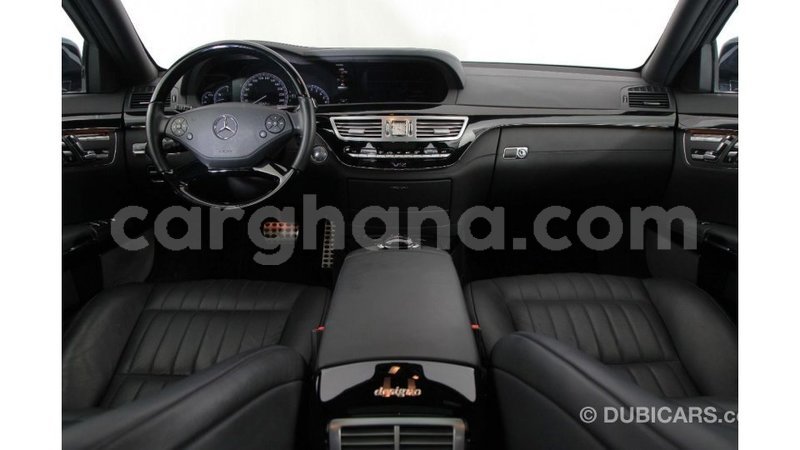 Big with watermark mercedes benz a200 ashanti import dubai 42149