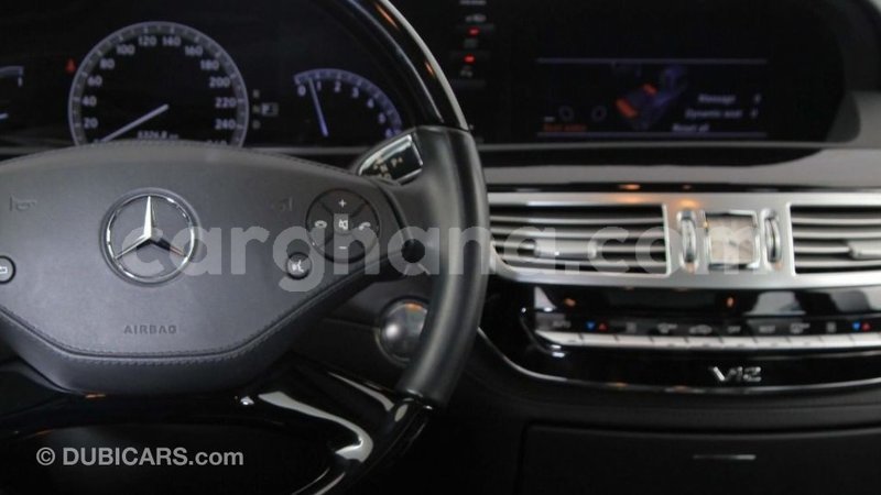 Big with watermark mercedes benz a200 ashanti import dubai 42149