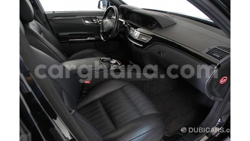 Big with watermark mercedes benz a200 ashanti import dubai 42149