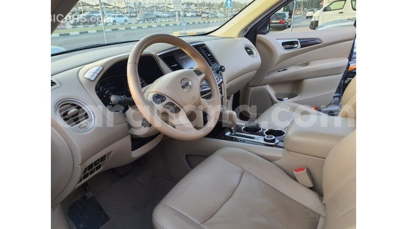 Big with watermark nissan pathfinder ashanti import dubai 42150