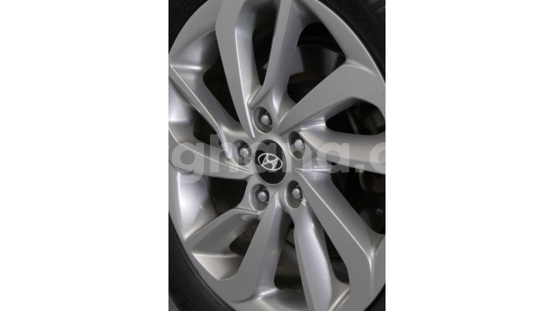 Big with watermark hyundai tucson ashanti import dubai 42152