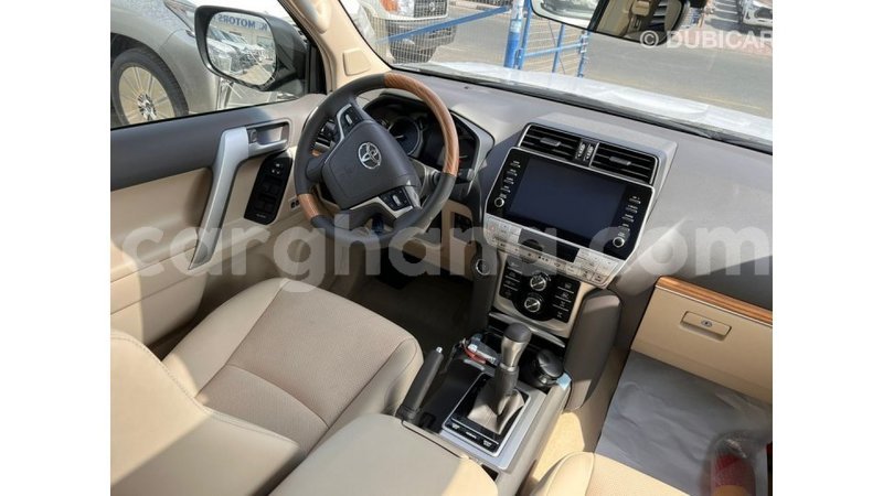 Big with watermark toyota prado ashanti import dubai 42154