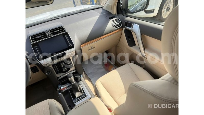 Big with watermark toyota prado ashanti import dubai 42154