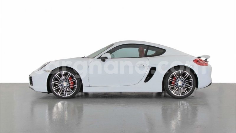 Big with watermark porsche cayman ashanti import dubai 42156