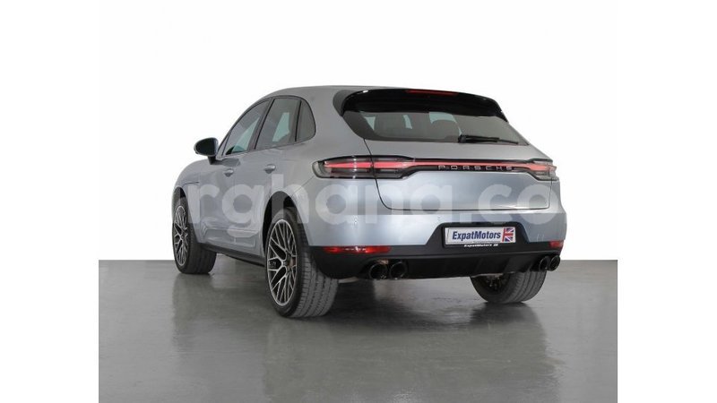 Big with watermark porsche macan ashanti import dubai 42157