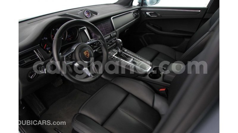 Big with watermark porsche macan ashanti import dubai 42157