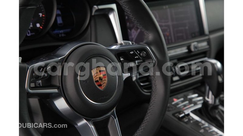 Big with watermark porsche macan ashanti import dubai 42157