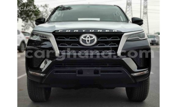 Sayi Imported Toyota Fortuner Black Mota in Import - Dubai a Ashanti Sayi Imported Toyota Fortuner Black Mota in Import - Dubai a Ashanti