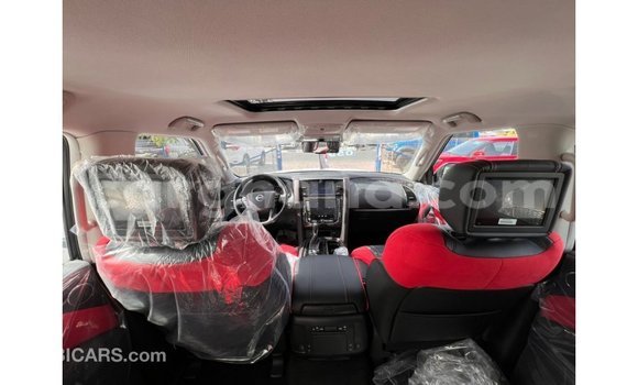 Ra Imported Nissan Patrol funfun Ọkọ̀ in Import - Dubai ni Ashanti Ra Imported Nissan Patrol funfun Ọkọ̀ in Import - Dubai ni Ashanti