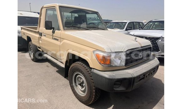 Sayi Imported Toyota Land Cruiser M Mota in Import - Dubai a Ashanti Sayi Imported Toyota Land Cruiser M Mota in Import - Dubai a Ashanti