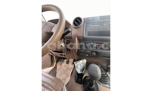 Sayi Imported Toyota Land Cruiser M Mota in Import - Dubai a Ashanti Sayi Imported Toyota Land Cruiser M Mota in Import - Dubai a Ashanti
