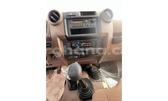 Sayi Imported Toyota Land Cruiser M Mota in Import - Dubai a Ashanti Sayi Imported Toyota Land Cruiser M Mota in Import - Dubai a Ashanti