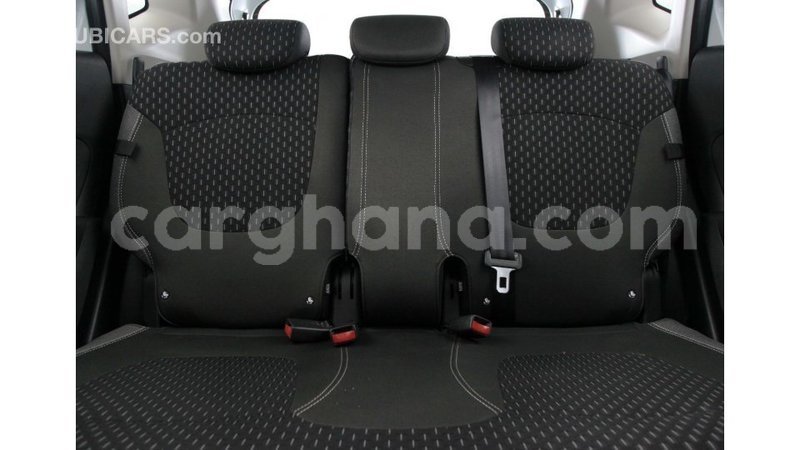 Big with watermark renault captur ashanti import dubai 42168