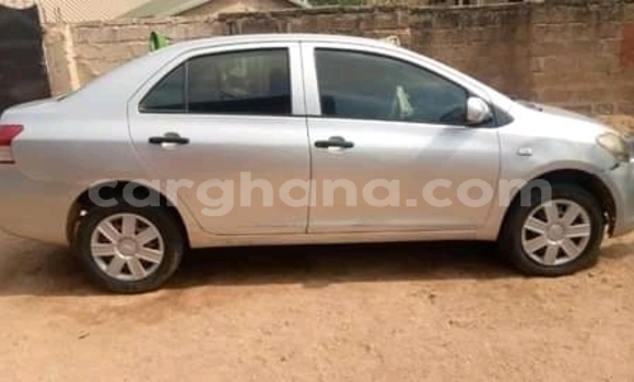 Sayi Na hannu Toyota Yaris Azurfa Mota in Accra a Greater Accra Sayi Na hannu Toyota Yaris Azurfa Mota in Accra a Greater Accra