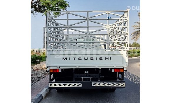 Ra Imported Mitsubishi i funfun Ọkọ̀ in Import - Dubai ni Ashanti Ra Imported Mitsubishi i funfun Ọkọ̀ in Import - Dubai ni Ashanti