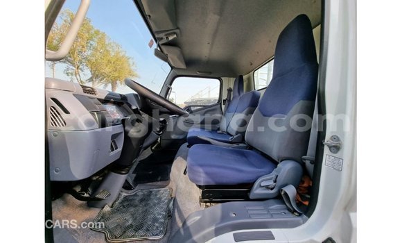 Ra Imported Mitsubishi i funfun Ọkọ̀ in Import - Dubai ni Ashanti Ra Imported Mitsubishi i funfun Ọkọ̀ in Import - Dubai ni Ashanti