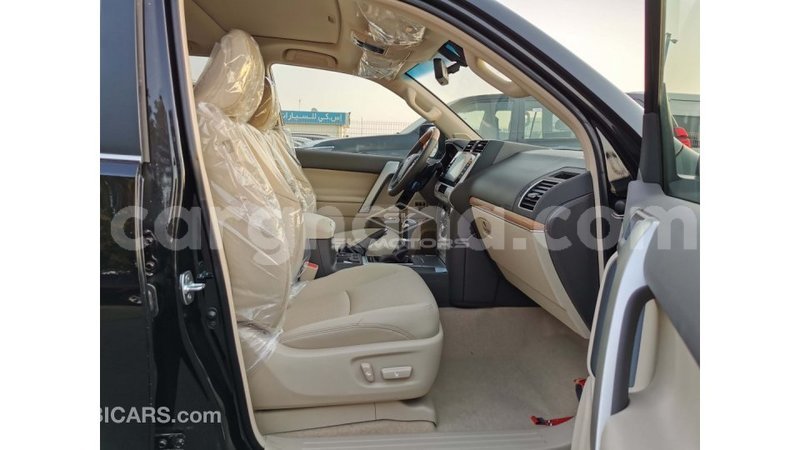 Big with watermark toyota prado ashanti import dubai 42190