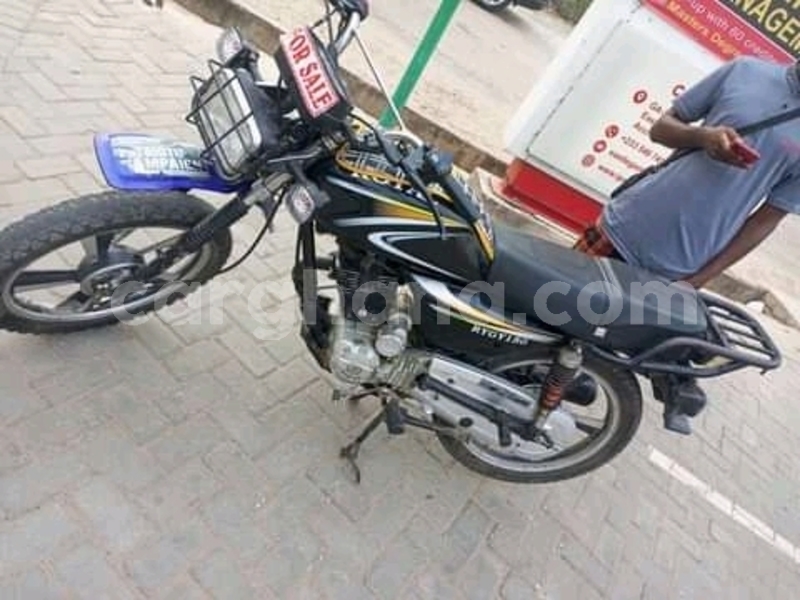 Big with watermark royal enfield classic greater accra accra 42193